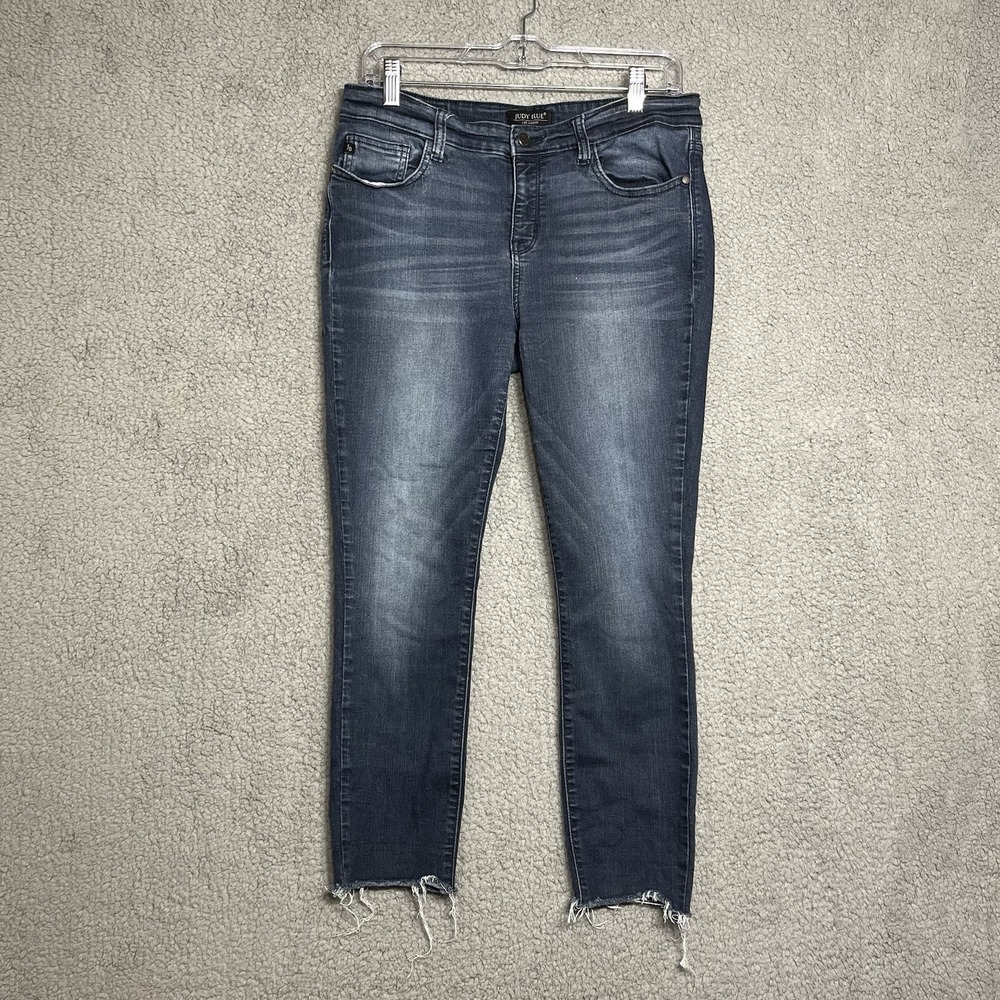 Judy Blue Distressed Skinny Fit Jeans Women's Size 15/32 Raw Hem